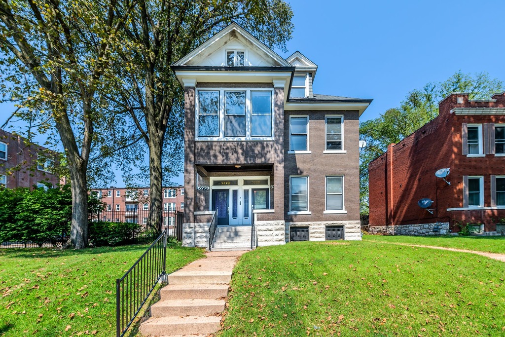 St. Louis, Missouri, 2 Bedrooms Bedrooms, ,1.5 BathroomsBathrooms,Apartment,Furnished,Pershing,1,1353