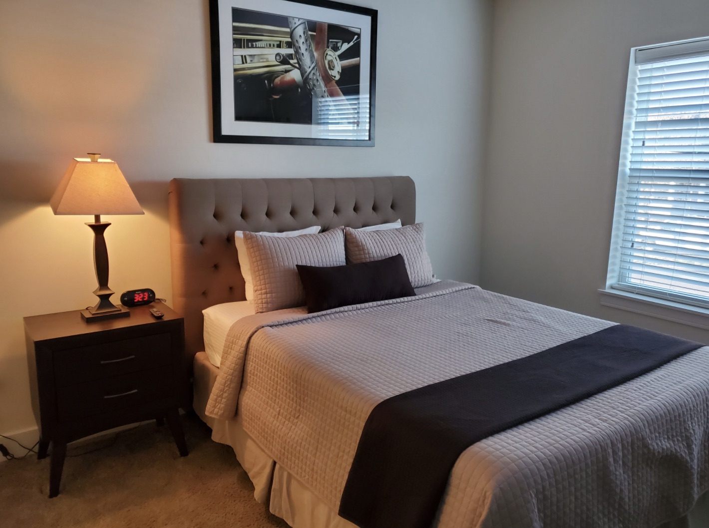 St. Louis, Missouri, 2 Bedrooms Bedrooms, ,2 BathroomsBathrooms,Apartment,Furnished,Vanguard Heights,Old Olive,1370